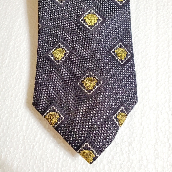 Vintage Gianni Versace Mens Tie - Picture 5 of 12